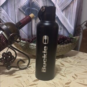 Hydro Flask Water Bottle 24 oz stainless steel water bottle